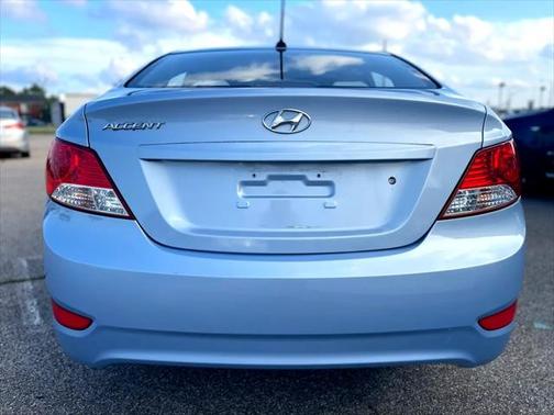 2013 Hyundai Accent GLS