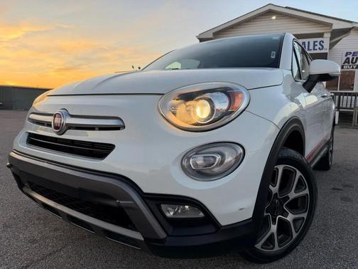Bianco Gelato (White Clear Coat) 2016 FIAT 500X Trekking