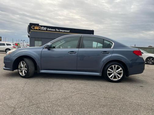 2013 Subaru Legacy Premium