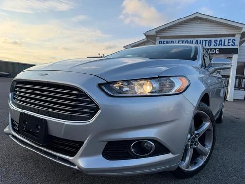 2013 Ford Fusion SE