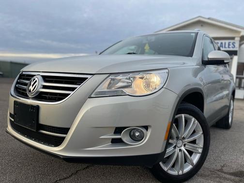 2011 Volkswagen Tiguan SE