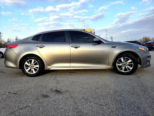 2018 Kia Optima LX