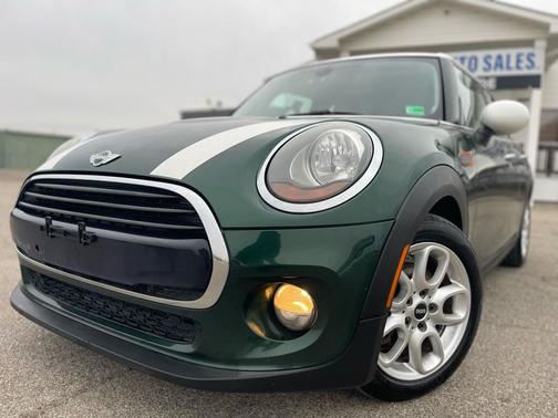 2017 MINI Hardtop Cooper