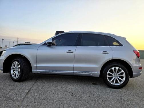2015 Audi Q5 2.0T Premium