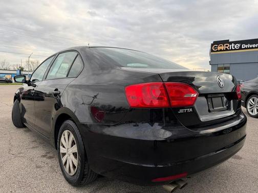 Black Uni 2014 Volkswagen Jetta Auto S