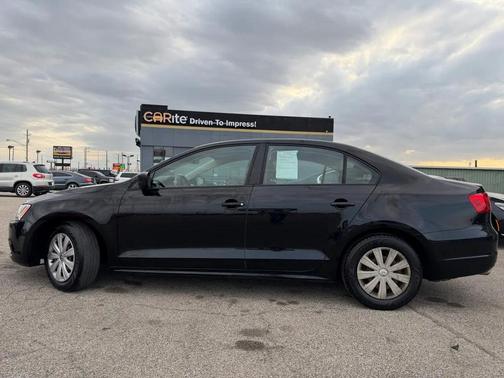 Black Uni 2014 Volkswagen Jetta Auto S