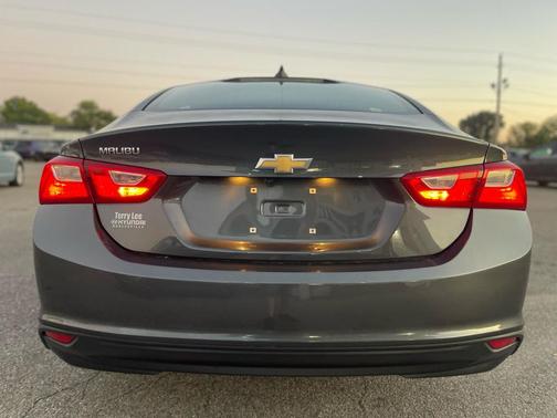 2017 Chevrolet Malibu 1LS