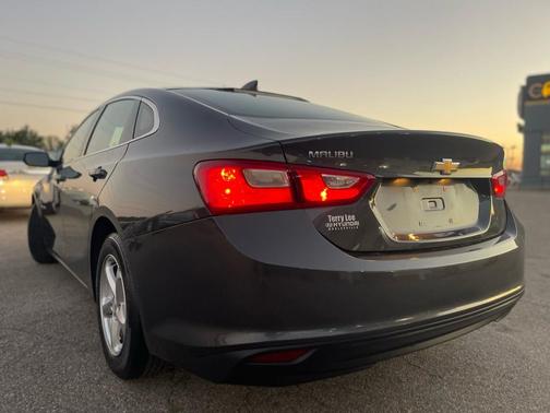 2017 Chevrolet Malibu 1LS