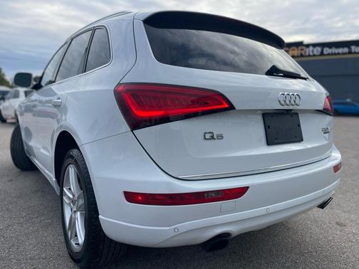 2017 Audi Q5 2.0T Premium Plus