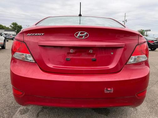 Boston Red 2012 Hyundai Accent GLS