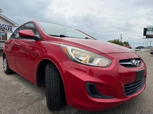 Boston Red 2012 Hyundai Accent GLS