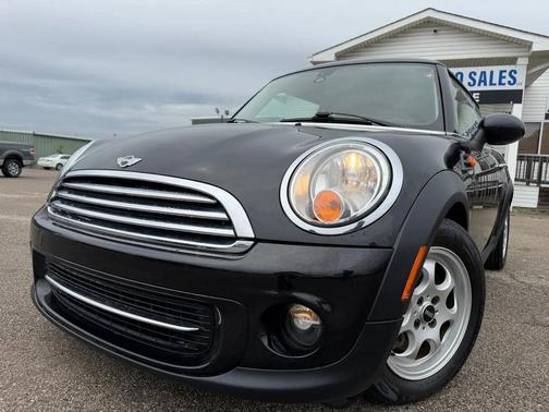 Midnight Black Metallic 2013 MINI Hardtop Cooper