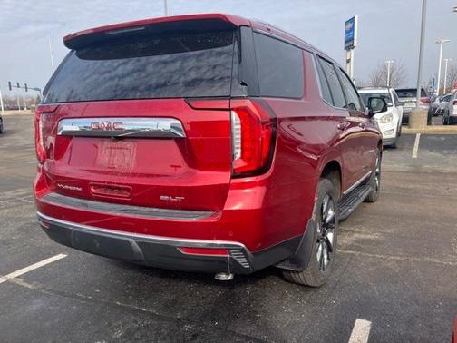2021 GMC Yukon SLT