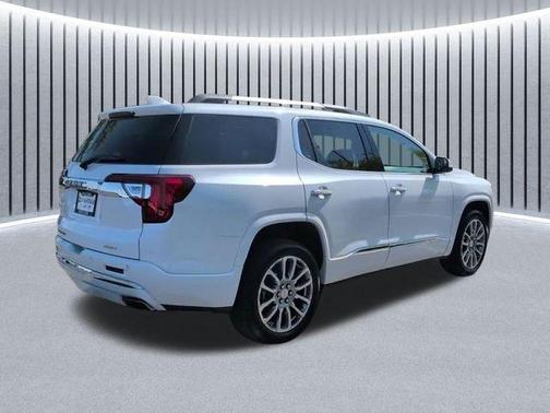 White Frost Tri-Coat 2023 GMC Acadia Denali