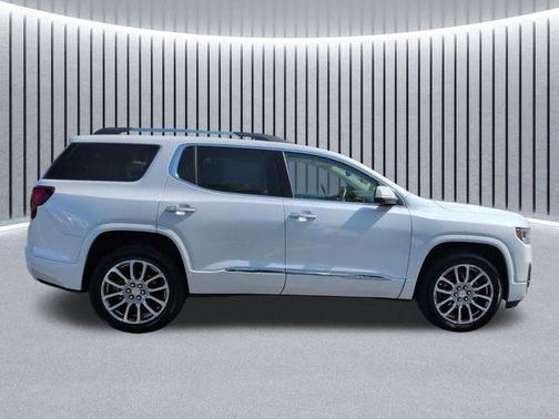 White Frost Tri-Coat 2023 GMC Acadia Denali