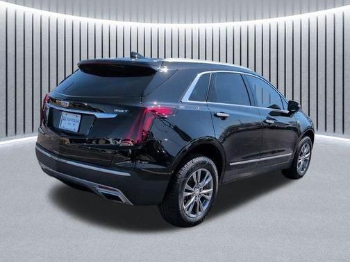 Stellar Black Metallic 2022 Cadillac XT5 Premium Luxury