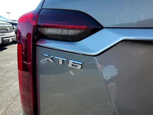 2023 Cadillac XT6 Premium Luxury AWD