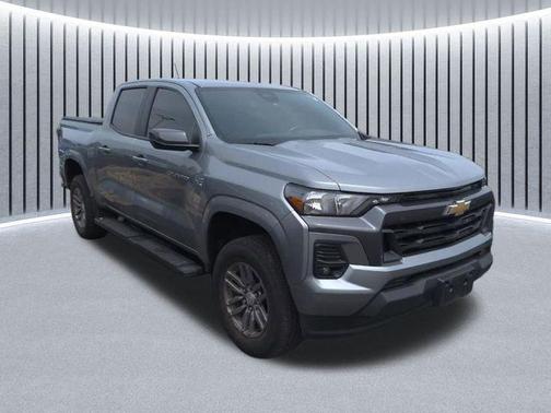 Sterling Gray Metallic 2023 Chevrolet Colorado LT