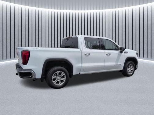 Summit White 2025 GMC Sierra 1500 SLT