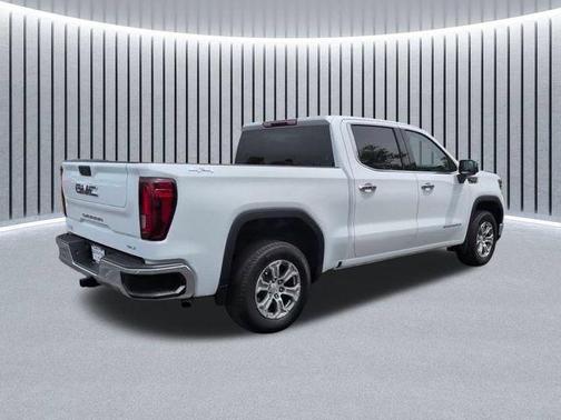 Summit White 2025 GMC Sierra 1500 SLT