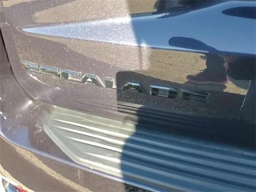 2022 Cadillac Escalade Sport Platinum