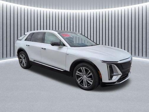 Crystal White Tri-Coat 2024 Cadillac LYRIQ Luxury
