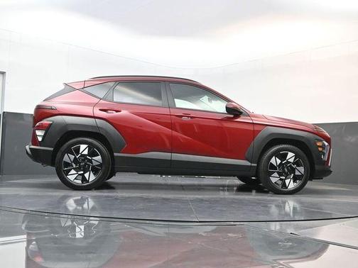 Red Metallic 2025 Hyundai KONA SEL