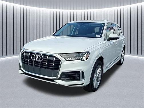 2023 Audi Q7 55 Premium Plus