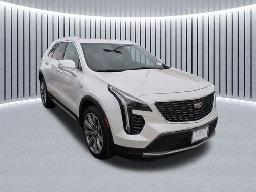 Crystal White Tri-Coat 2023 Cadillac XT4 Premium Luxury