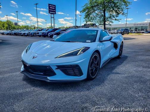 Arctic White 2021 Chevrolet Corvette Stingray w/3LT