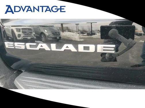 2022 Cadillac Escalade Premium Luxury