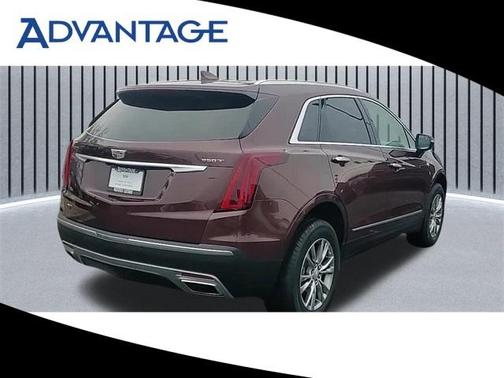 2022 Cadillac XT5 Premium Luxury