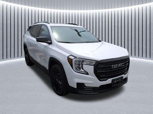 Summit White 2023 GMC Terrain SLE