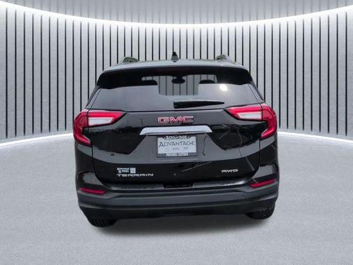 Ebony Twilight Metallic 2022 GMC Terrain SLE