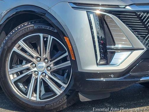 Silver Metallic 2024 Cadillac LYRIQ Luxury