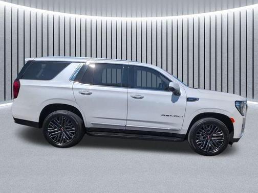 White Frost Tri-Coat 2024 GMC Yukon Denali