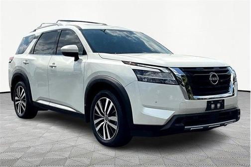 2024 Nissan Pathfinder Platinum