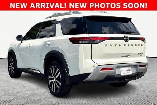 2024 Nissan Pathfinder Platinum