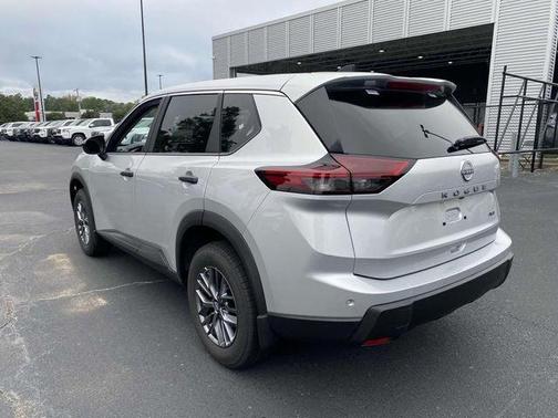2025 Nissan Rogue S