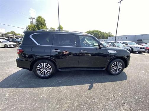 2023 Nissan Armada SL