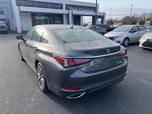 2023 Lexus ES 350 Base