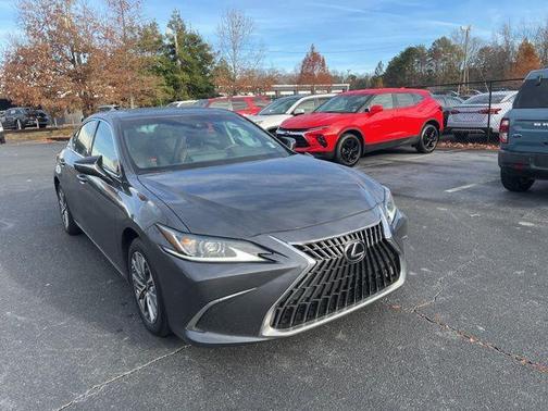 2023 Lexus ES 350 Base