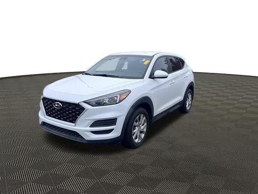 2021 Hyundai TUCSON SE