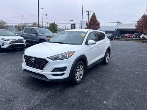 2021 Hyundai TUCSON SE