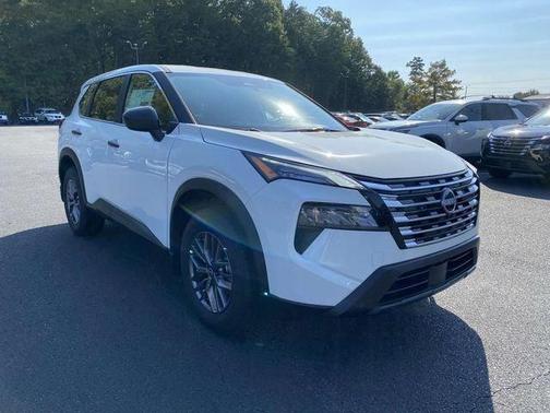 2025 Nissan Rogue S