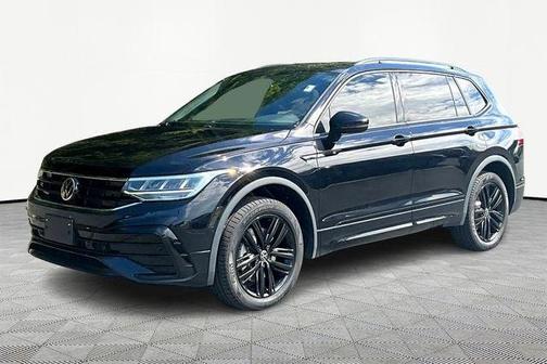 2022 Volkswagen Tiguan 2.0T SE R-Line Black