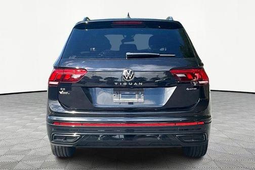 2022 Volkswagen Tiguan 2.0T SE R-Line Black