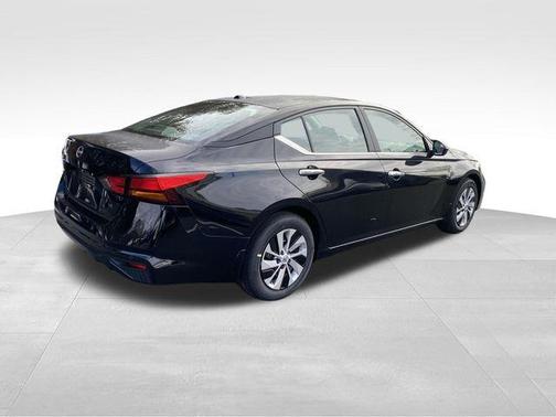 2025 Nissan Altima S