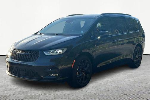 2022 Chrysler Pacifica Touring-L