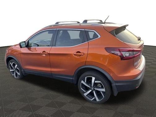 2022 Nissan Rogue Sport SL